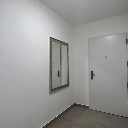 Apartment The Dante - Family And Friends Apartments, Free Parking Prague